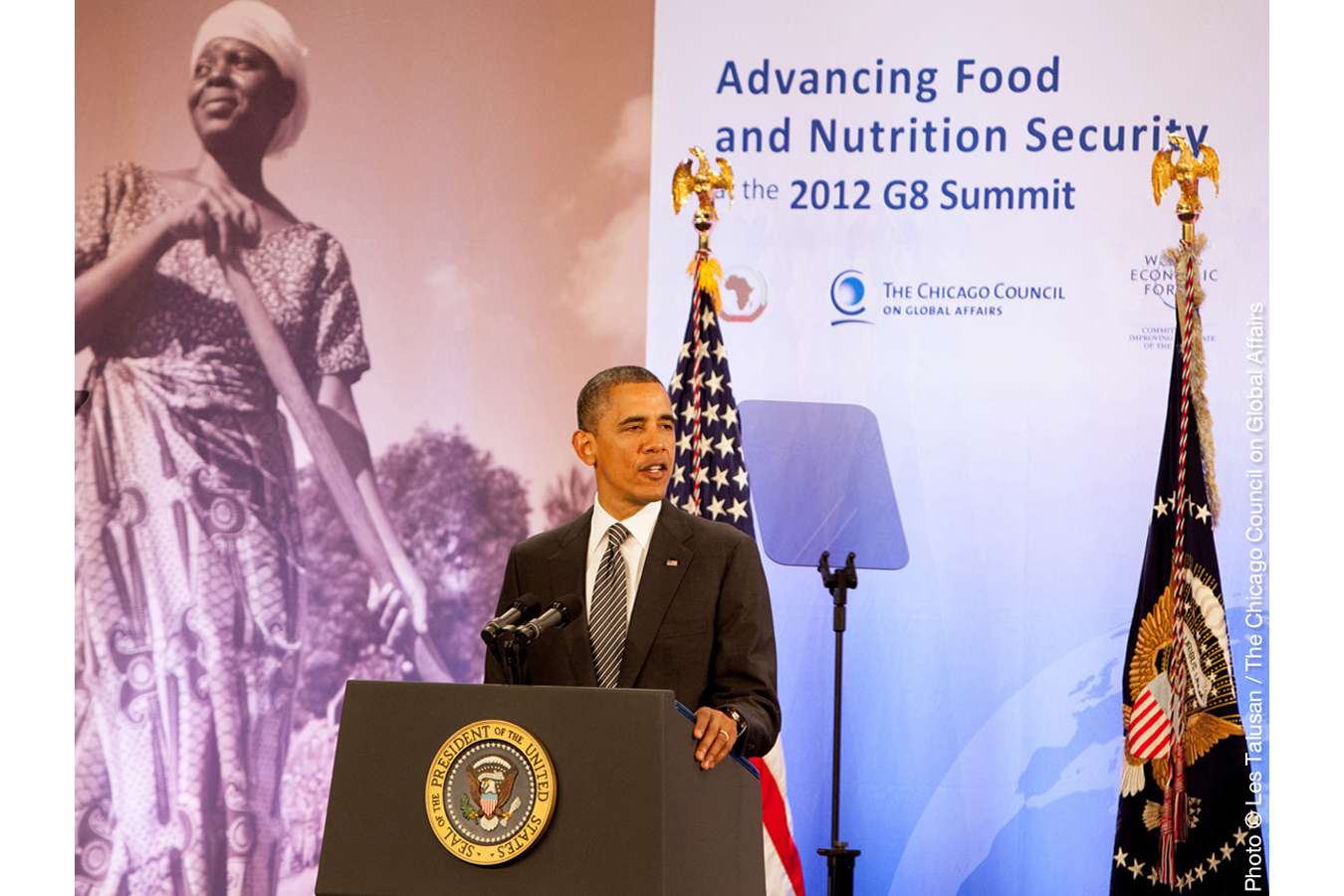 ccg8_1_prev_LesTalusan : President Obama Gives Keynote at Chicago Council Symposium, Washington DC 2012